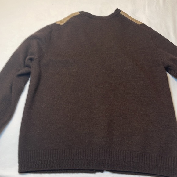 Perry Ellis classic mens Merino Wool cardigan sweater.  EUC.  Brown/tan. - Picture 3 of 4